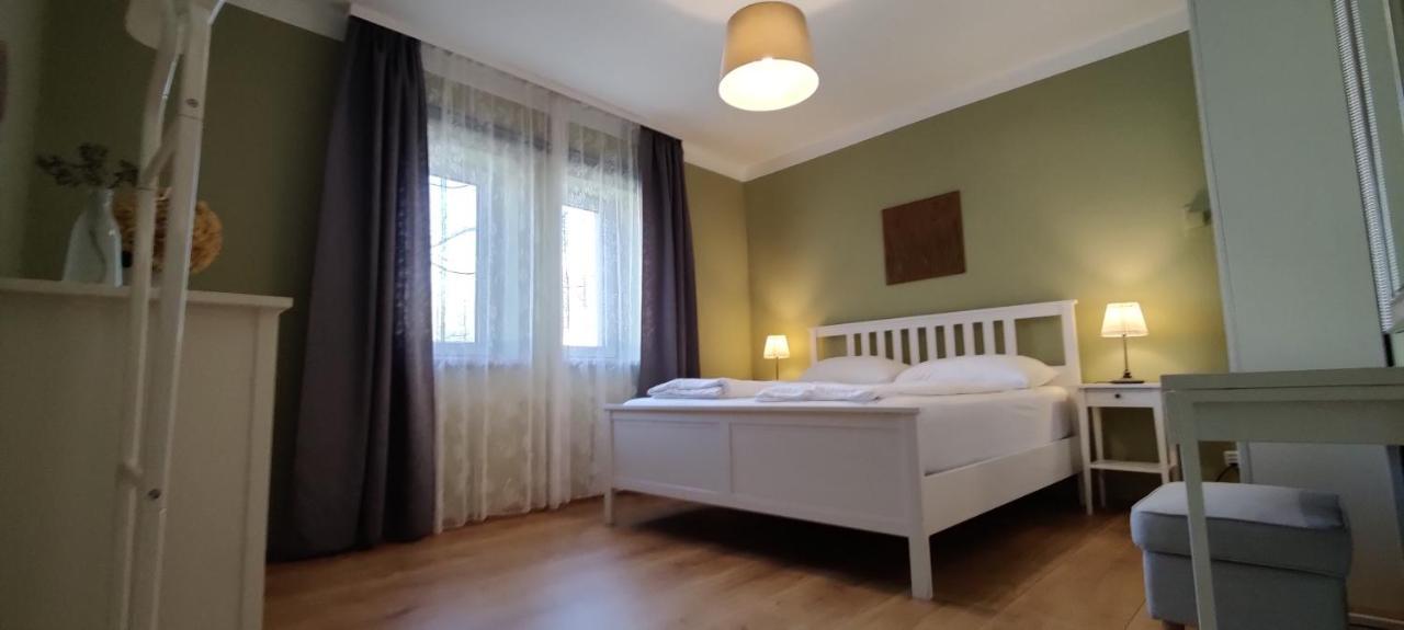Sabines Apartments Ferienwohnungen Frauenkirchen Εξωτερικό φωτογραφία