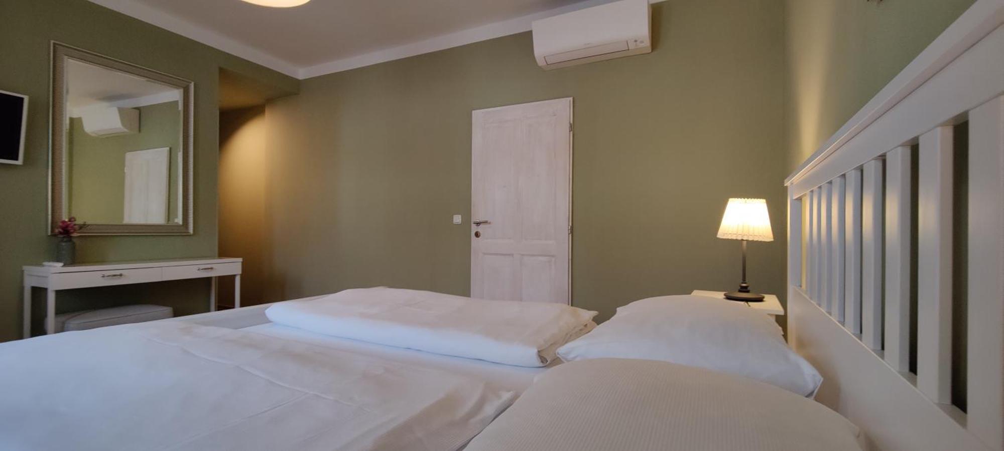 Sabines Apartments Ferienwohnungen Frauenkirchen Εξωτερικό φωτογραφία